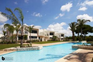Residential Azure, 3 soveroms villaer midt på golfbanen Lo Romero Golf